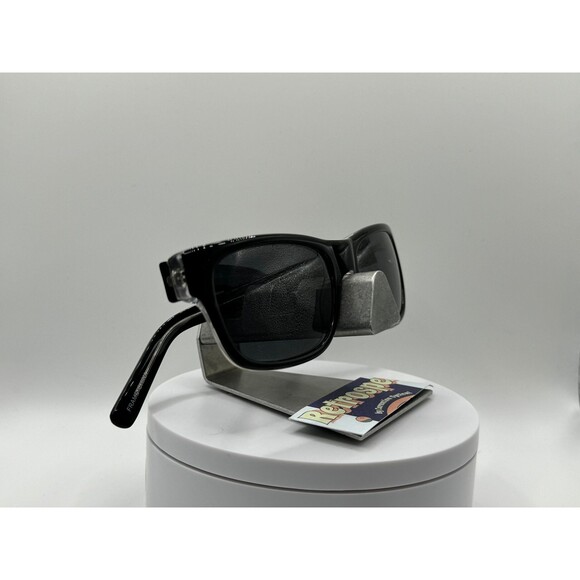 Vintage Designer Y2K Sunglasses Traditional Style OEM Grey Polarized Sun Lenses - Picture 3 of 10